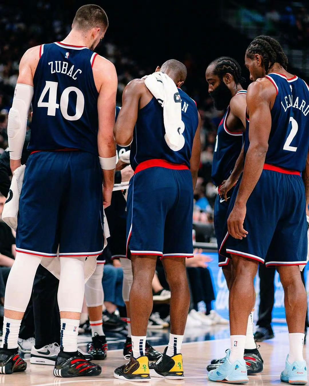 ayx-赛前突围战来临,洛杉矶快船围绕NBA总决赛状态回暖,赛场秩序良好,训练强度明显提升的简单介绍